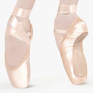 NEW & SEWN Bloch Sonata Pointe Shoes